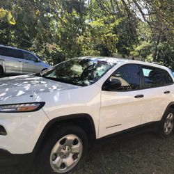 2017 Jeep Cherokee Part out 