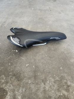 Nice Selle San Marco Road Bike Saddle Seat 