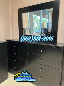 Eight drawer dresser black with mirror new chest mueble