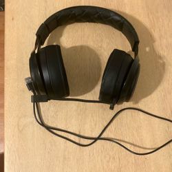 Lucid Sound Headphones With Charger And Mic