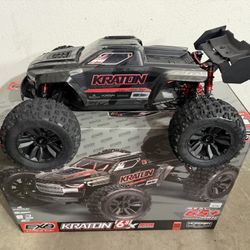 Arrma Kraton 6s EXB Clipless 1/8 Scale 