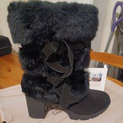 New 🐻 Bearpaw Bridget Fur Boots Women's Size 9.5 