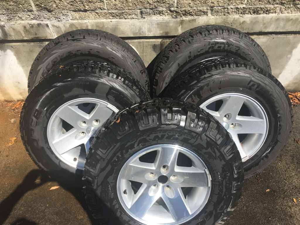 Jeep YJ 16” Wheels & Tires