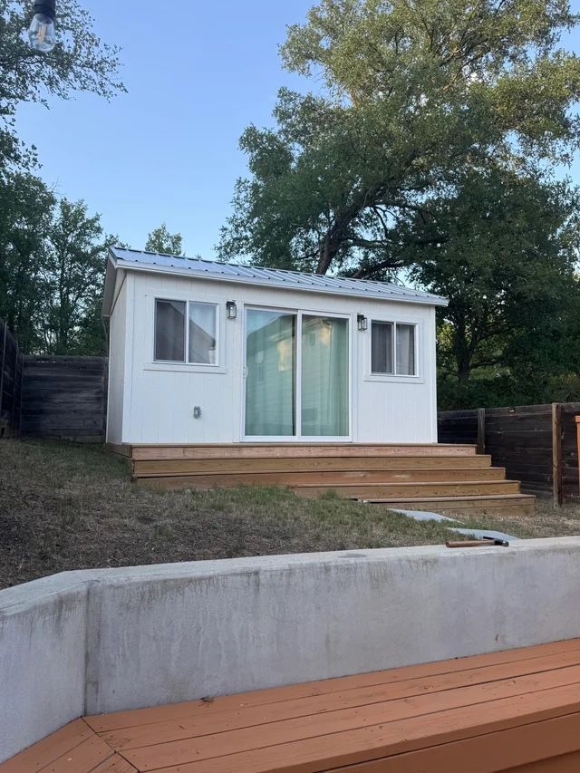 Storage Shed Office - Mobile Office