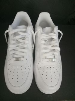 White Nike Men 11.5