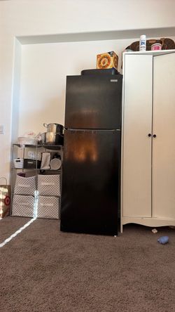 Small refrigerator