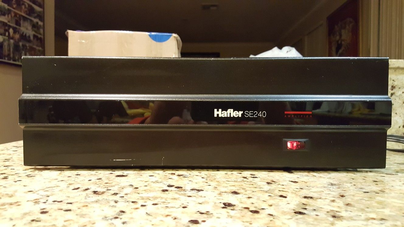 Hafler SE240 Stereo power amplifier, 175 wpc @4ohm.