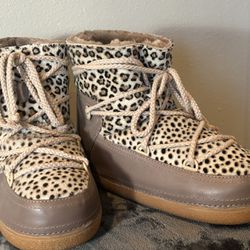 Leopard Print IKKI goat Hair And Leather Boots