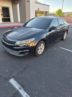 2018 KIA Optima