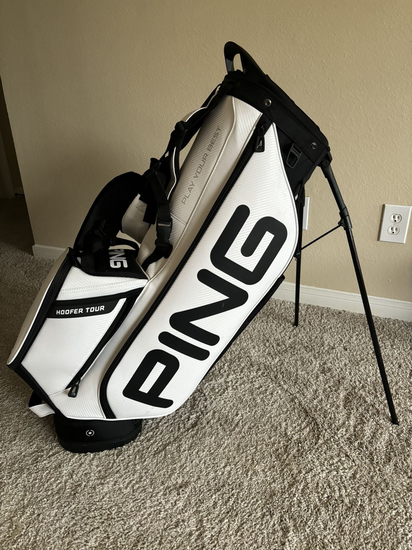 Ping Hoofer Tour Stand Bag