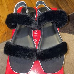 Ladies Sandals Size 9.5 $15