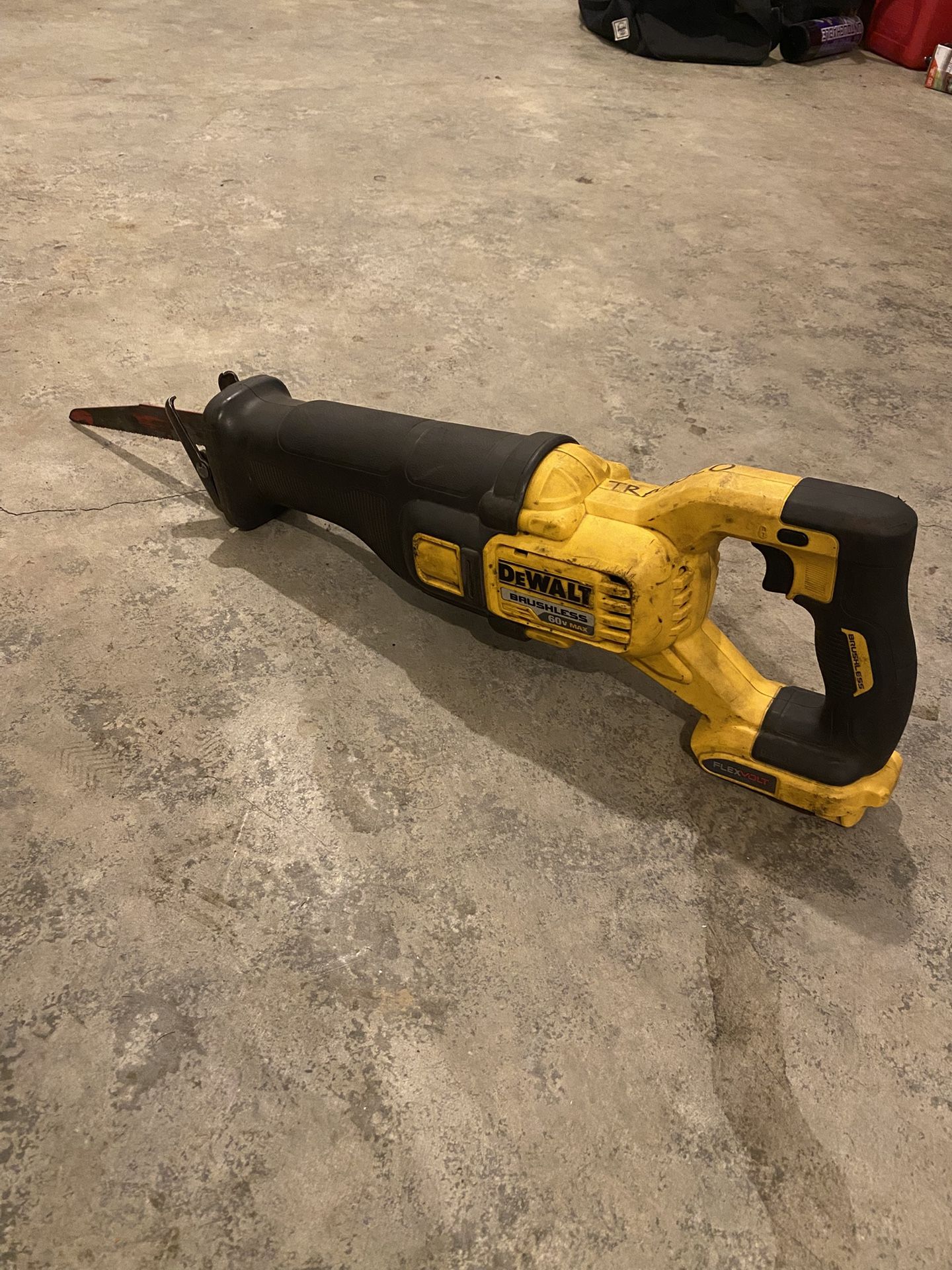 Dewalt Saw