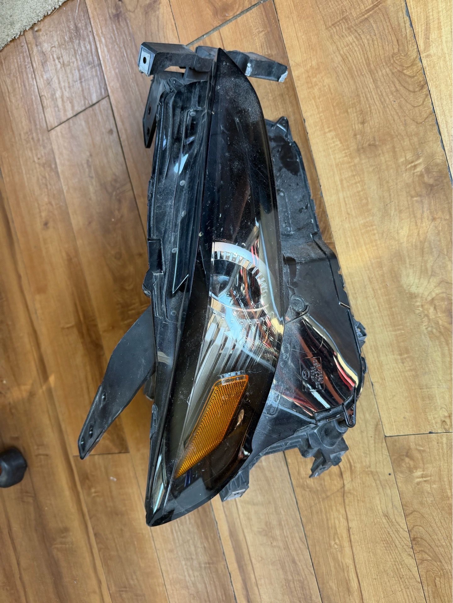 Mazda cx30 2020/2025 Oem full led rh size