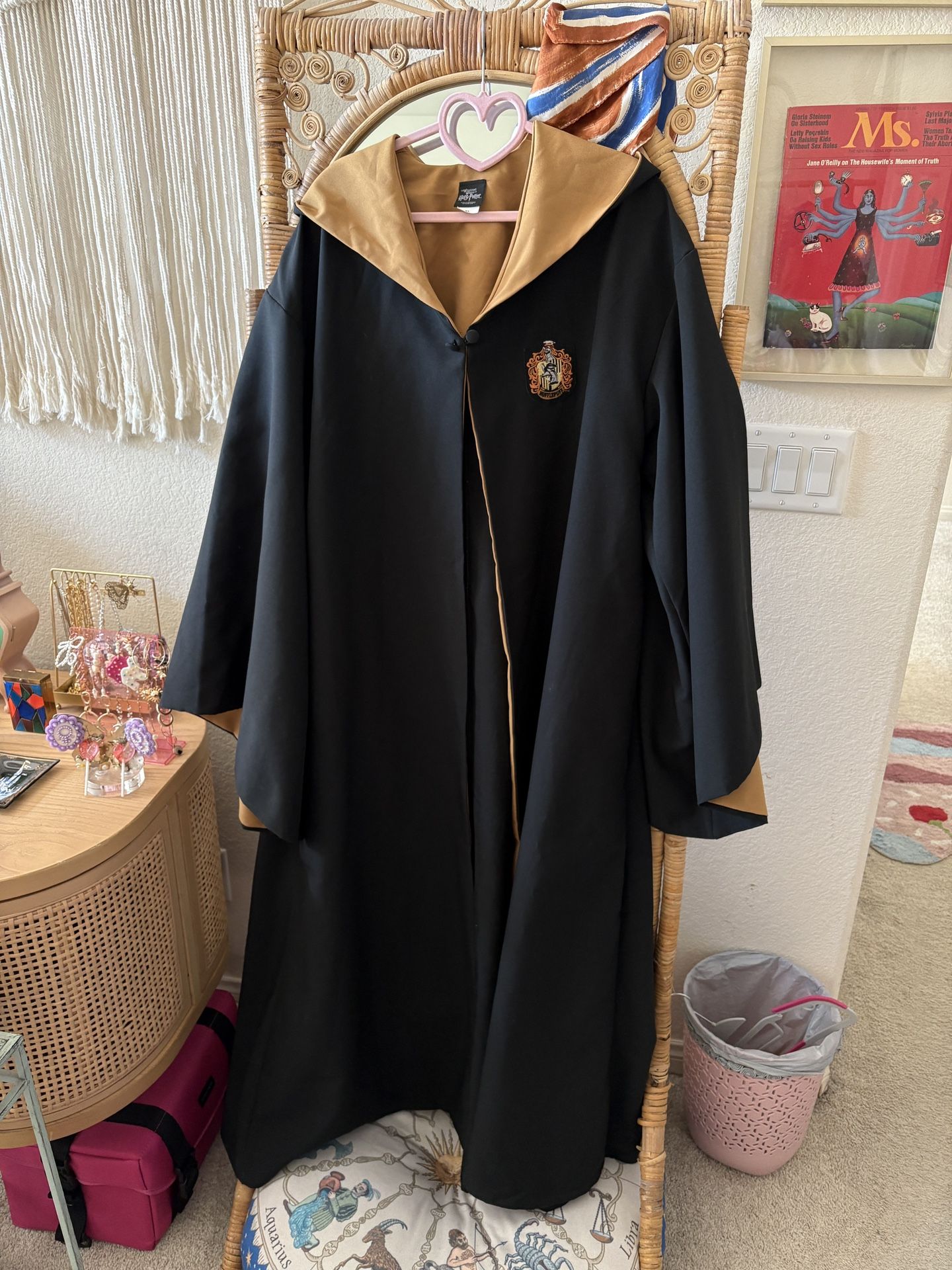 Wizarding World Of Harry Potter Hufflepuff Robe