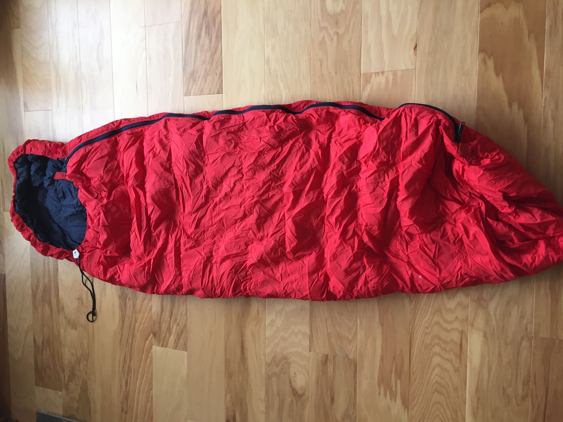 Sleeping Bag (Red) [Lightly Used]