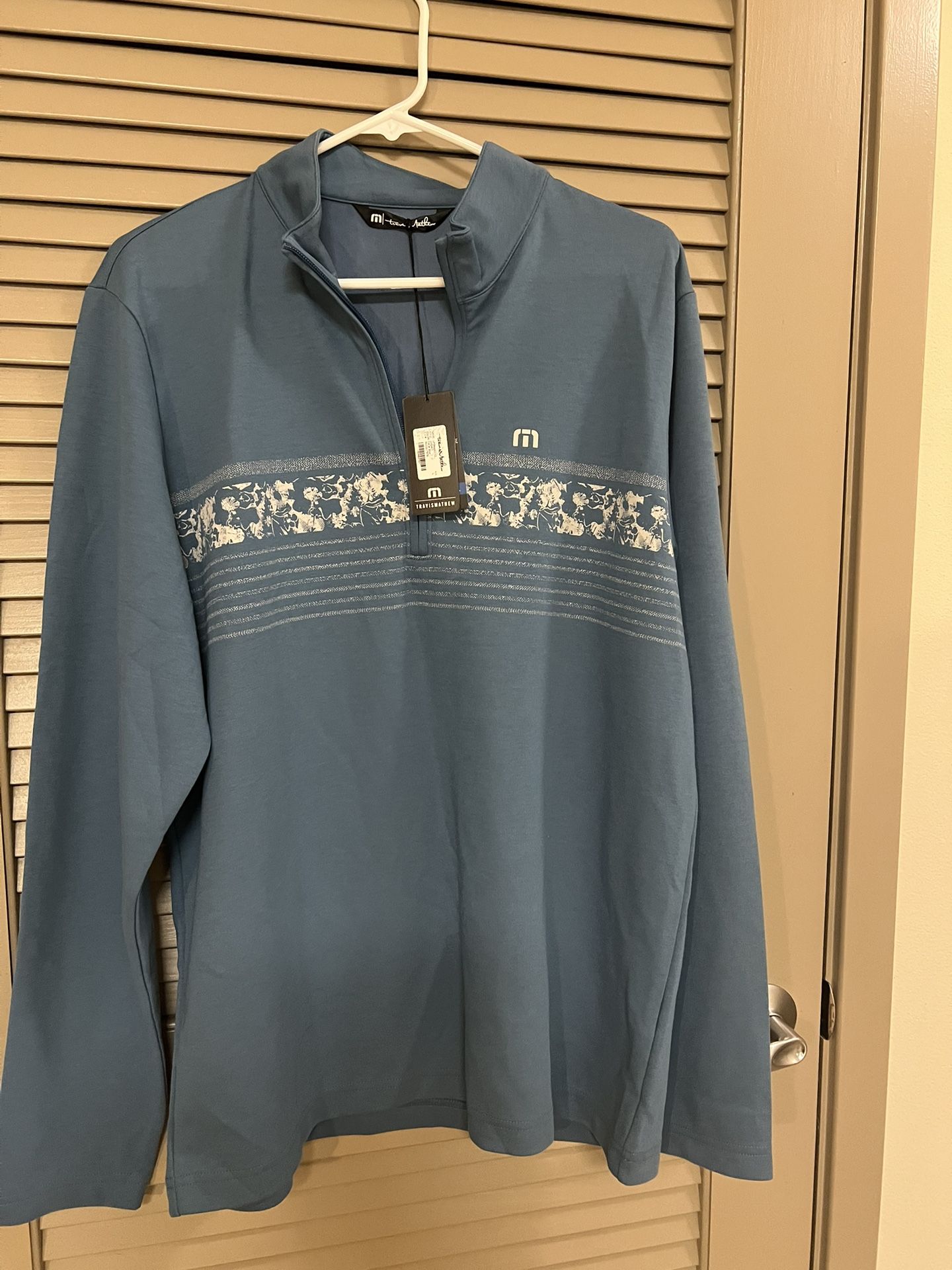 Travis Mathew quarter zip up long sleeve