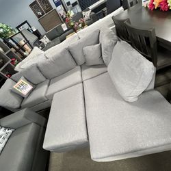 Gray Sofa Chaise W/Ottoman 😎‼️