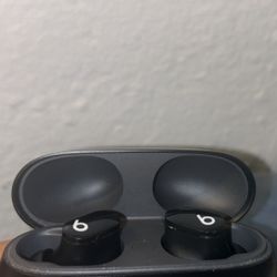 Beats Studio Buds
