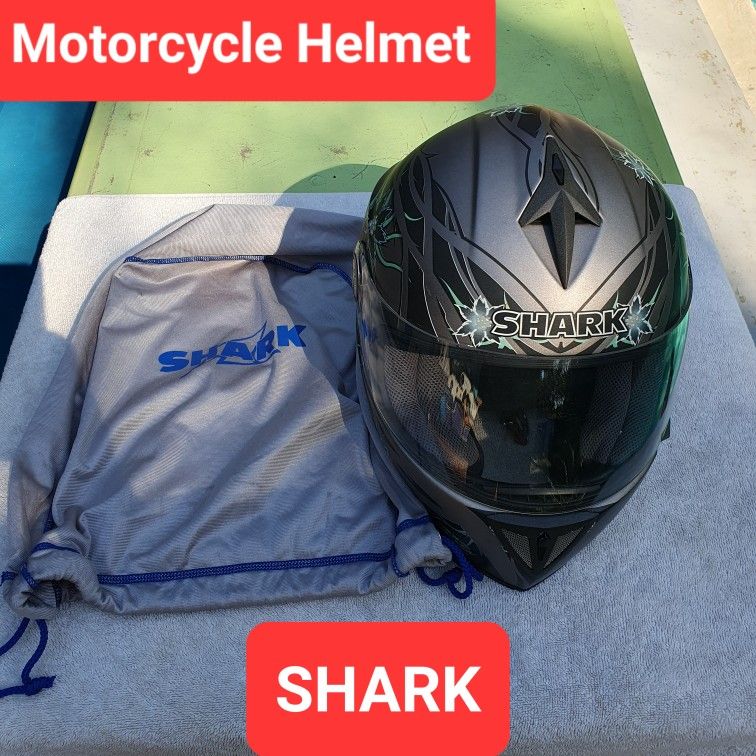 Motorcycle Helmet SHARK R51 - XS