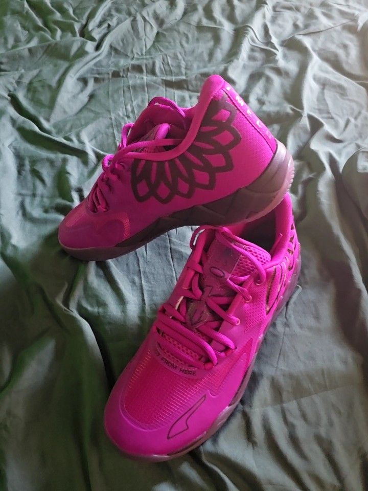 Puma MB.01 “Queen City” – LaMelo Ball Signature Shoes – Size 12 🔥
💰 $100 OBO
