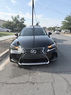 2017 Lexus IS