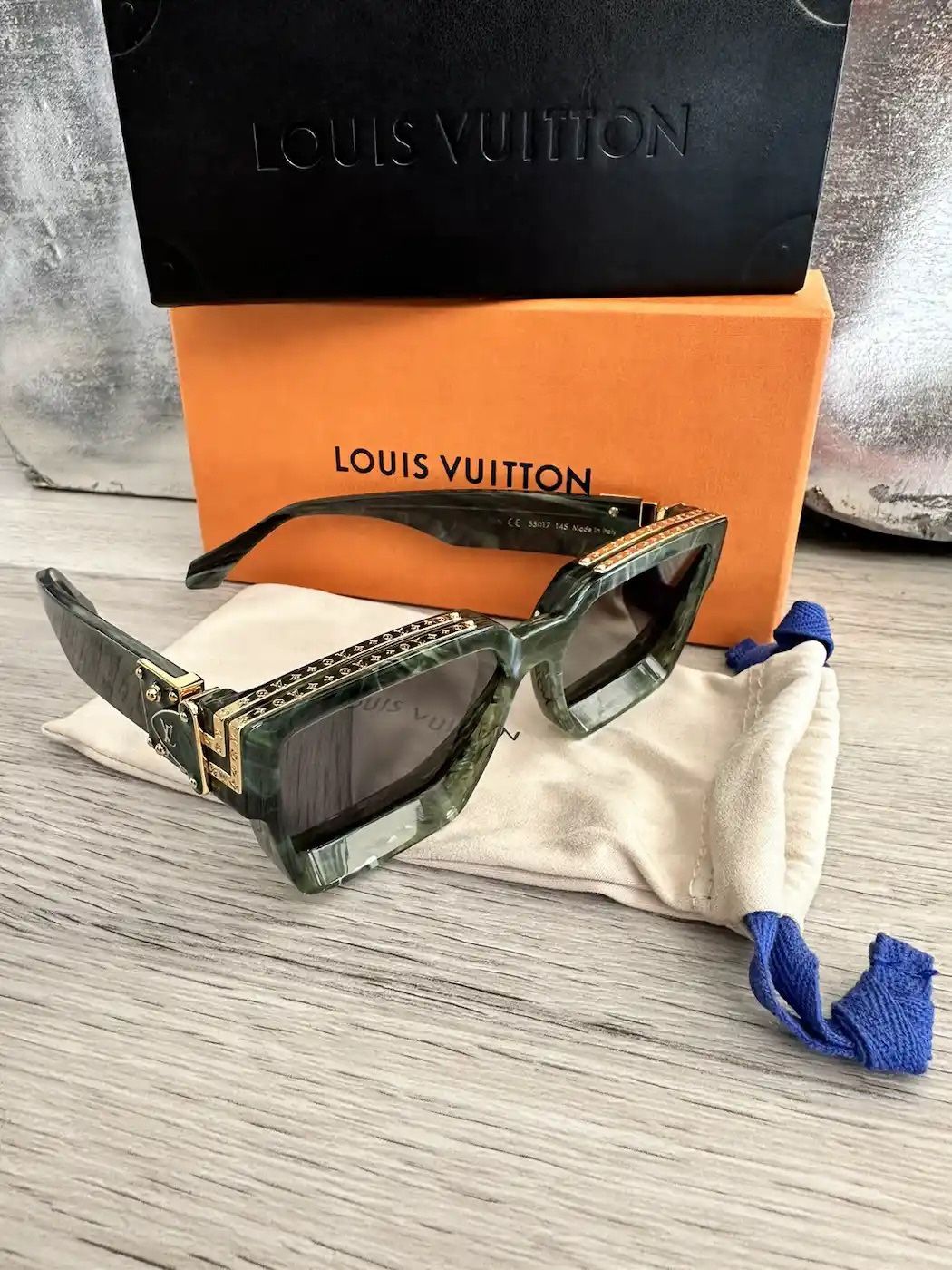 Sunglasses for Sale in Los Angeles, CA OfferUp