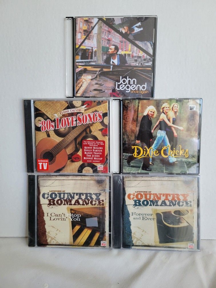 5 COUNTRY MUSIC CDs, 3 NEW 