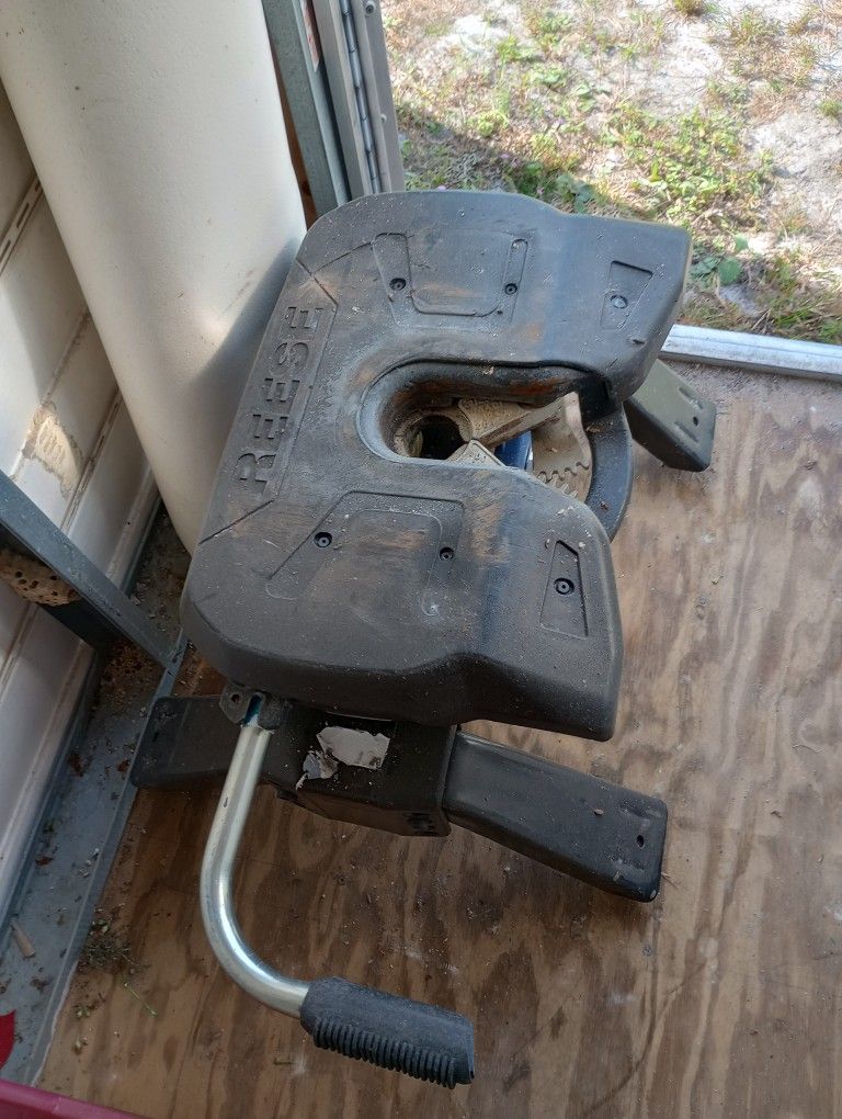 5th Wheel Hitch