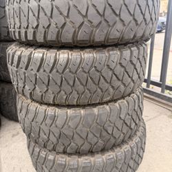 235-75r15 Cooper Tires En Excelentes Condiciones De Vida Las 4