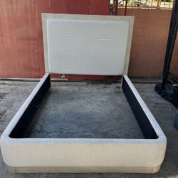 Queen Size Bedroom Set 