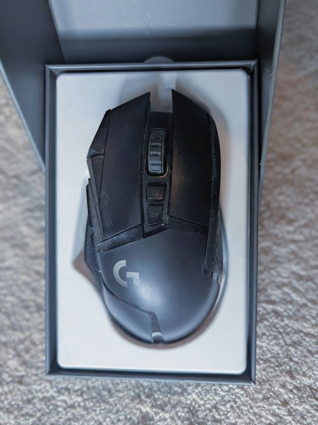 Logitech G502 Lightspeed Wireless Gaming Mouse w RGB (Black)