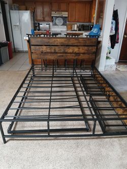 Queen Platform bed frame with Outlets and USB ports