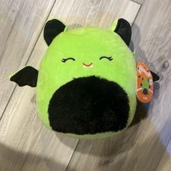Squishmallows LEAP The Bat 8" Green Plush - FIRST TO MARKET - Halloween - NWT