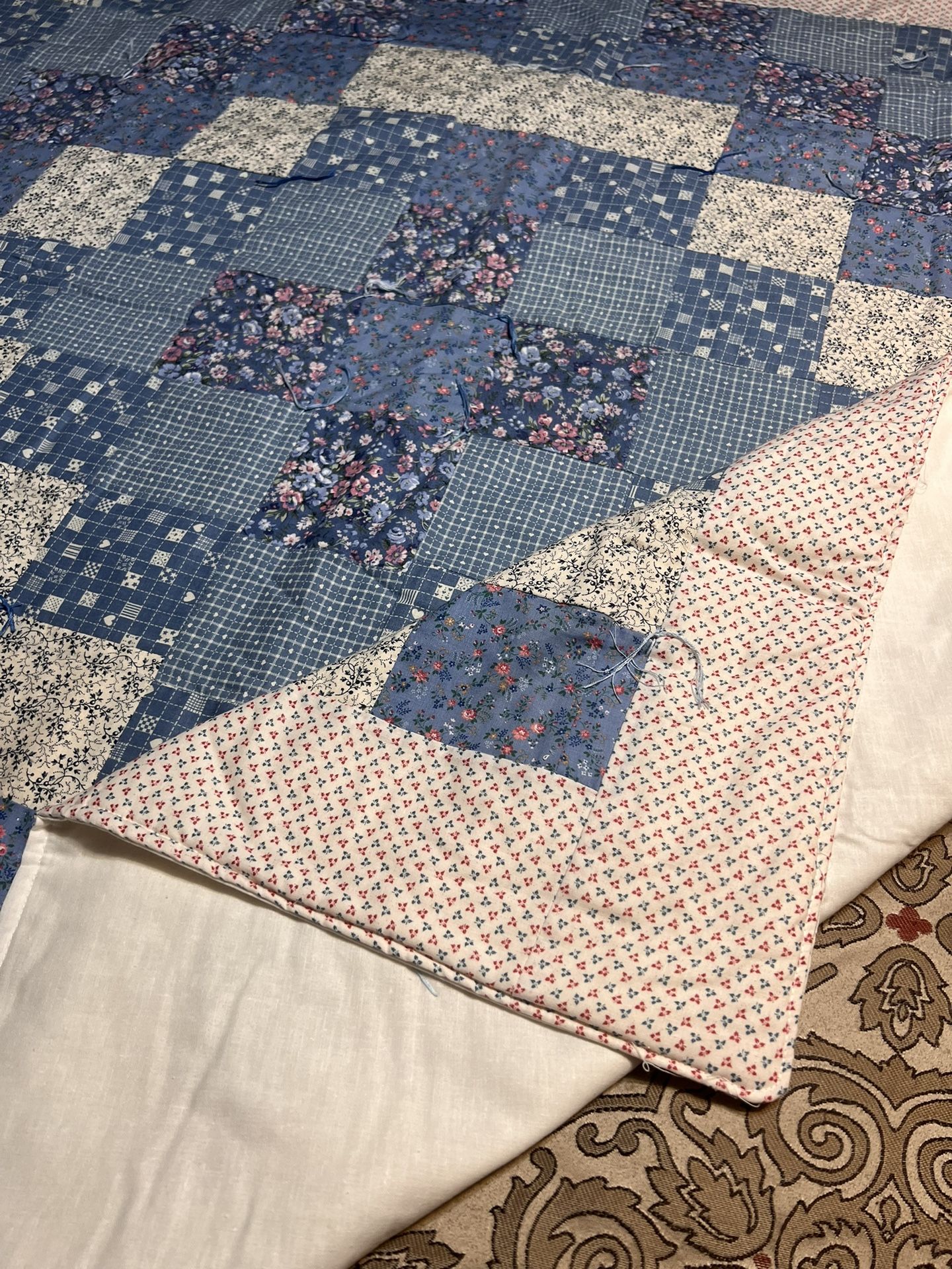Baby Quilt   48 X 50 inches   Good Condition   