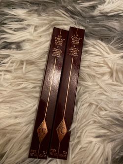 Charlotte Tilbury lip liner Hot Gossip 2