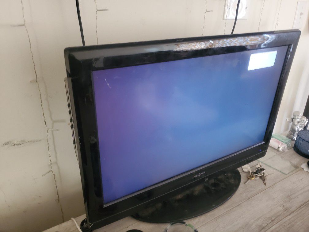 TV With DVD 