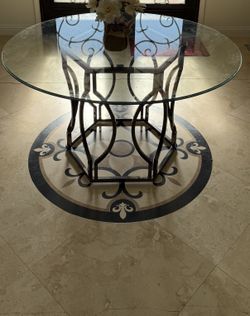 Glass top Table - Must Go, Make Offer!