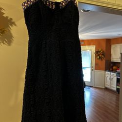 Black Dress Pretty  Neckline