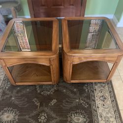 2 End Tables 
