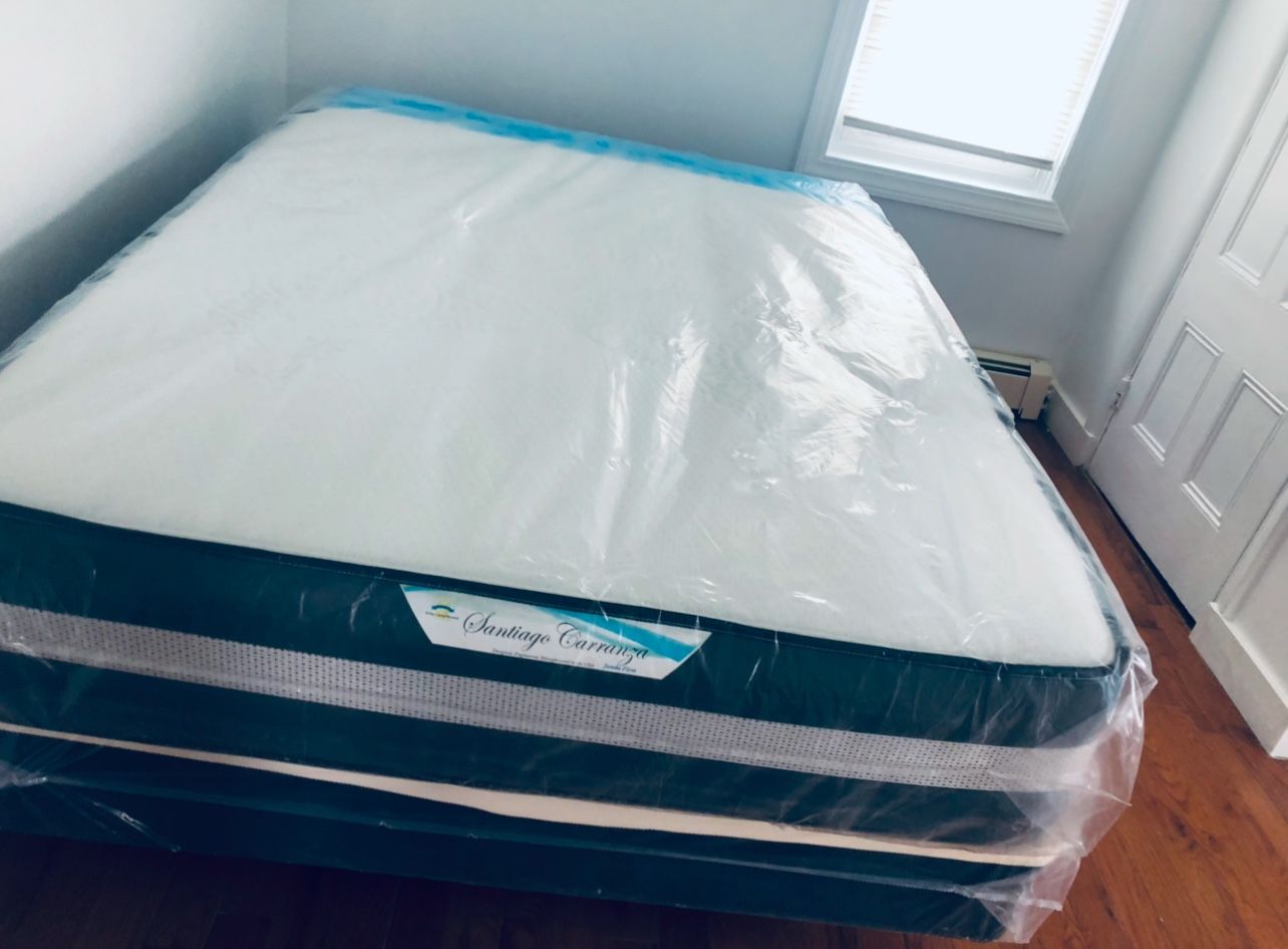 Set Queen Size Mattress And Box Thick New In Plastic Delivery Available