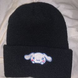 Cinnamon Roll Beanie 