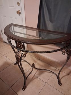 Table for he wall