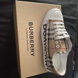 Burberry Shoes