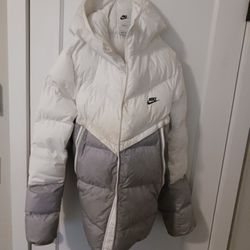 Nike Puffy Coat Large Men's Storm Fit