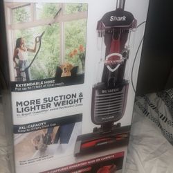 Shark Rotator Anti-Allergen Pet Plus Corded Upright Vacuum with Self-Cleaning Brushroll