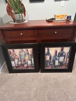 A pair of world, market wine, battle frames