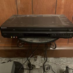 VCR DVD combo 
