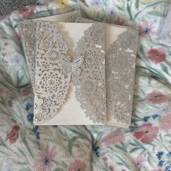 21 Silver Butterfly Invitations Sleeves