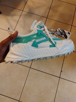 Off white Odsy 1000