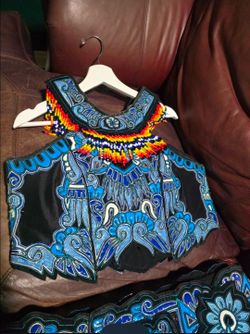 Traje/regalia Azteca danza